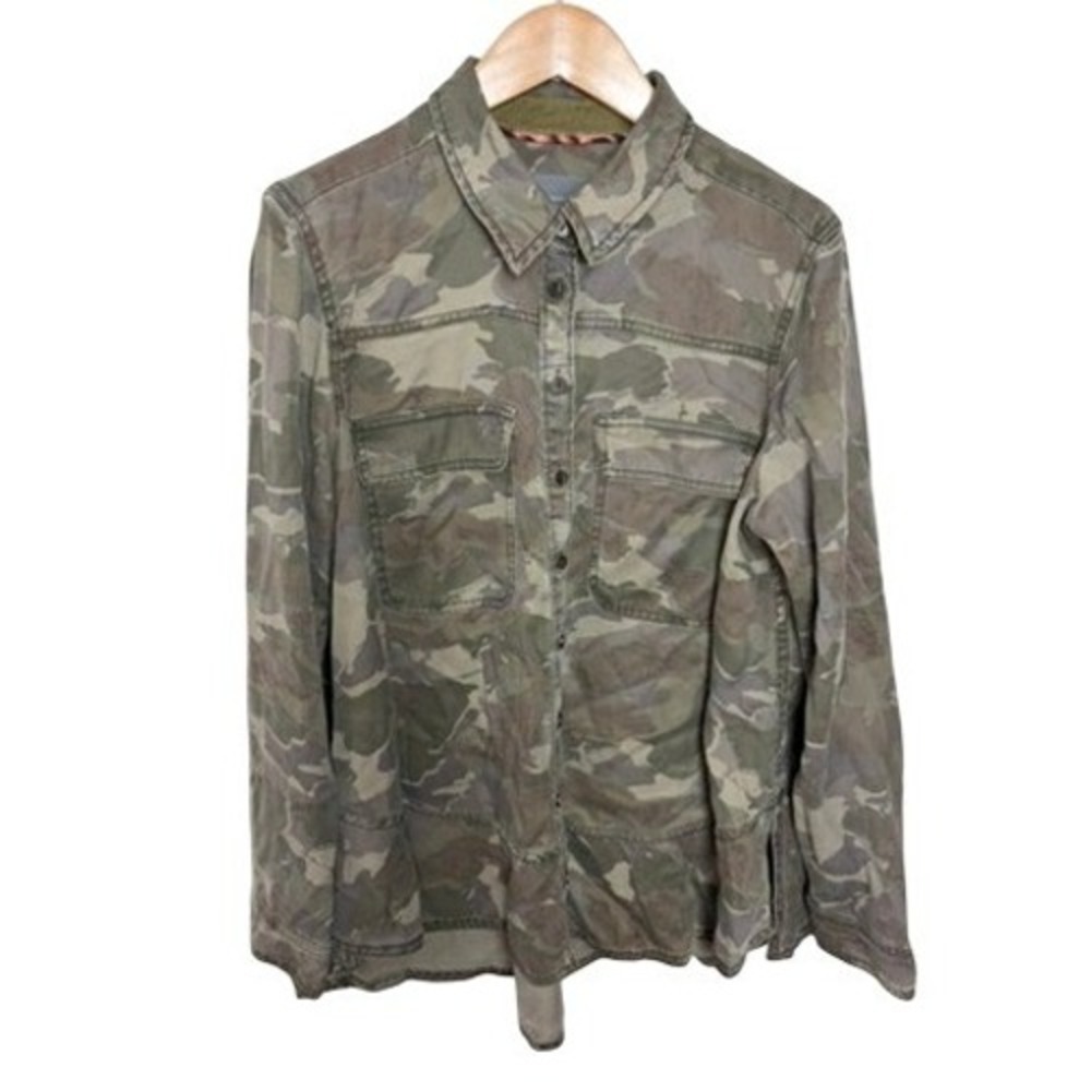 Anthropologie Camo Button Down Shirt Womens 10 Green Camouflage‎ Lyocell Utility